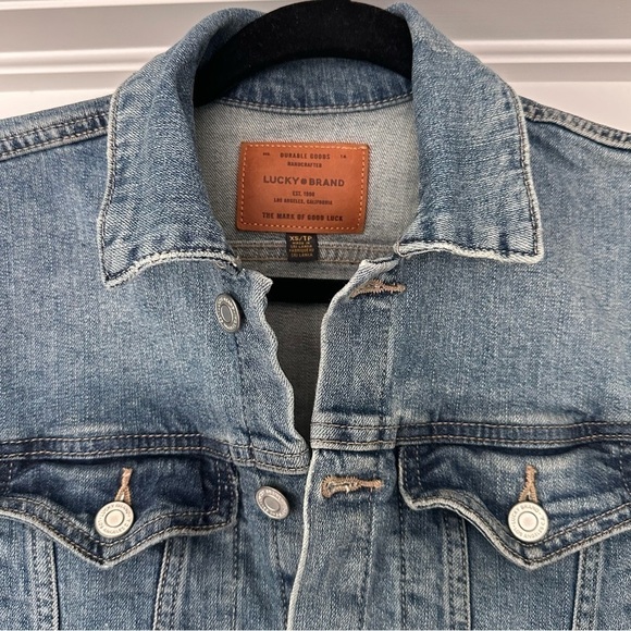 Lucky Brand The Tomboy Trucker Denim Jacket Size XS - Picture 6 of 14